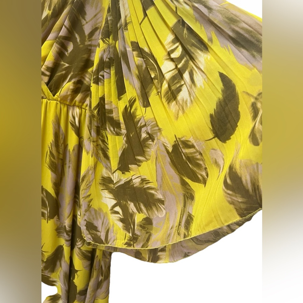 EUC Yellow Floral Maxi Dress 3X 
FYI: the belt is missing - Picture 6 of 7